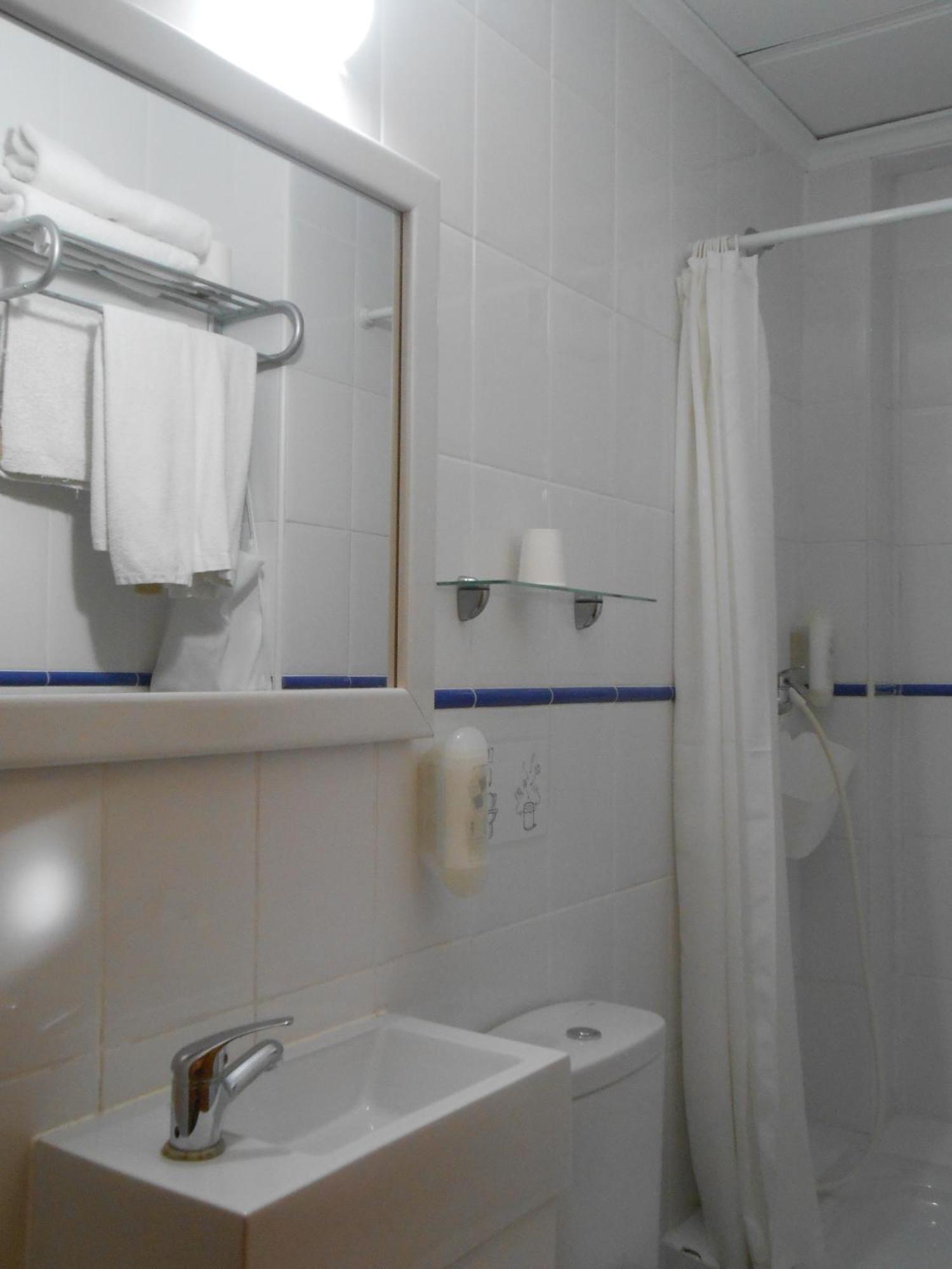 Hostal El Callejon Ταραγόνα Εξωτερικό φωτογραφία