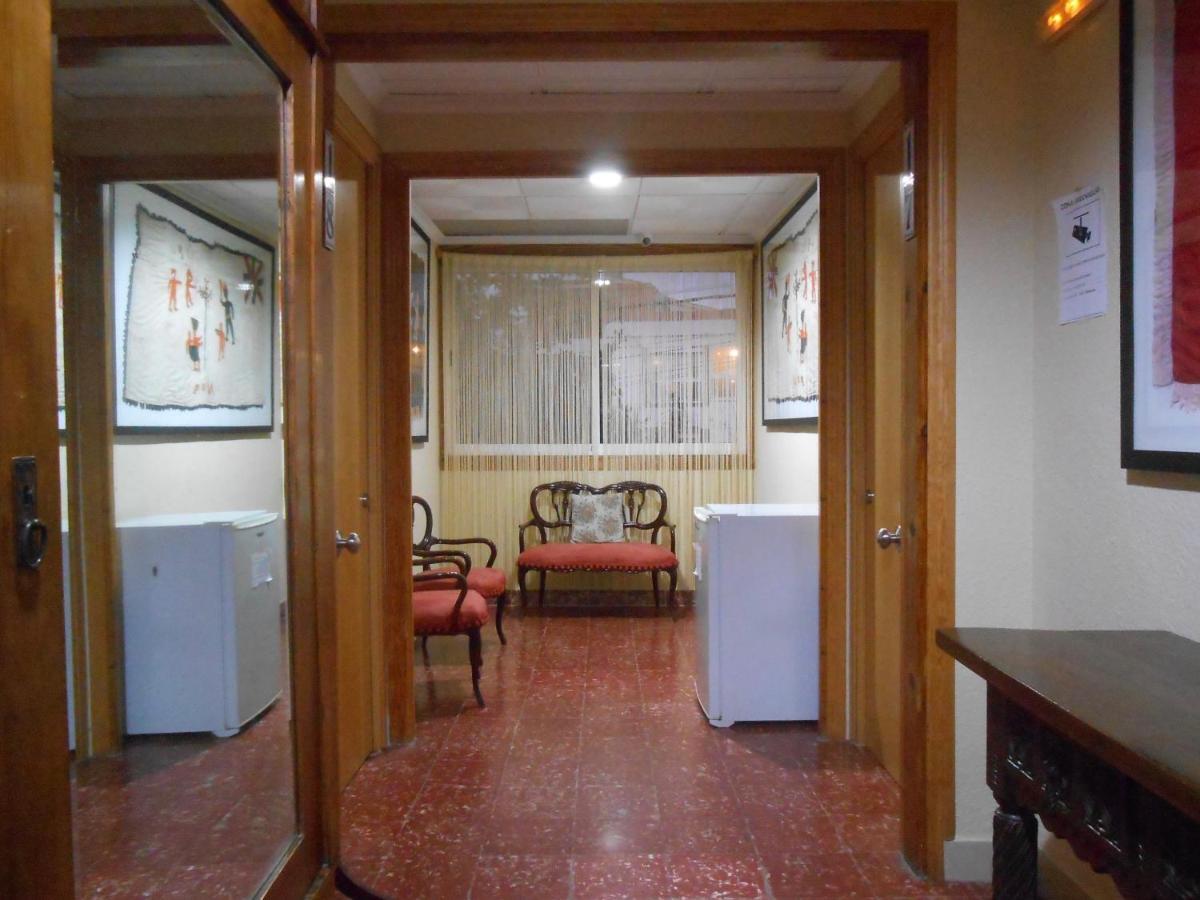 Hostal El Callejon Ταραγόνα Εξωτερικό φωτογραφία