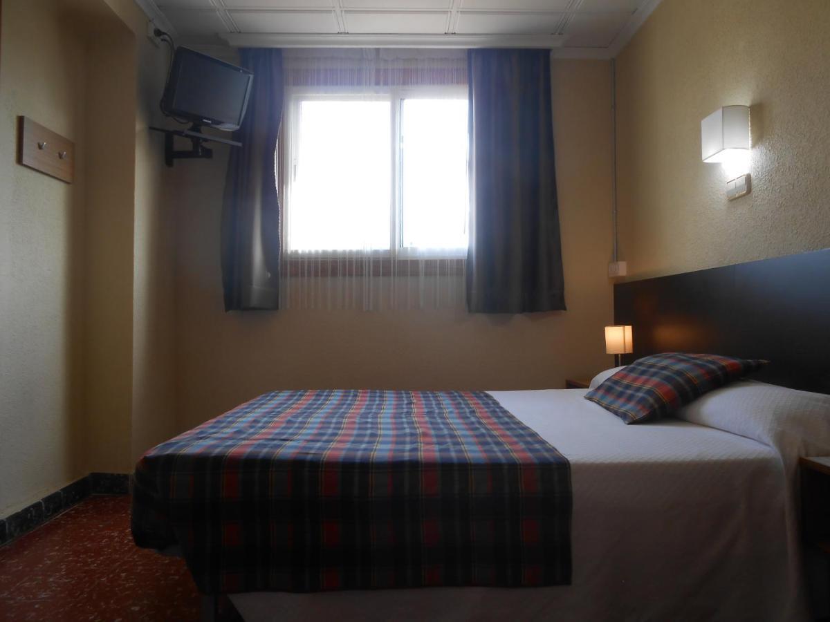 Hostal El Callejon Ταραγόνα Εξωτερικό φωτογραφία